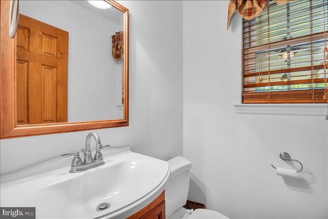 3 WINDING WAY, Berlin, NJ 08009