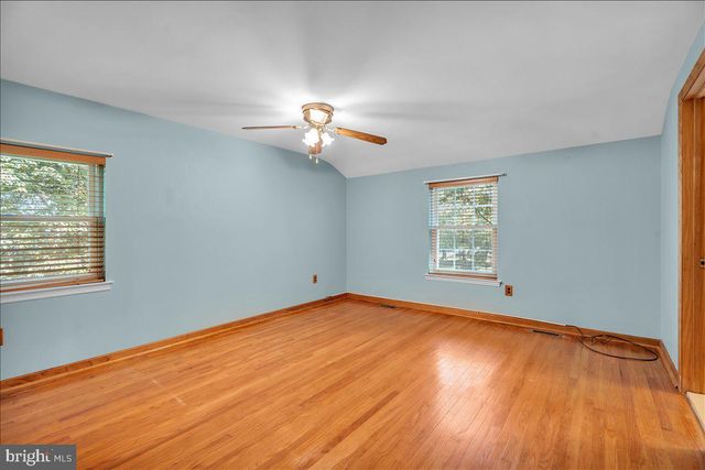 3 WINDING WAY, Berlin, NJ 08009