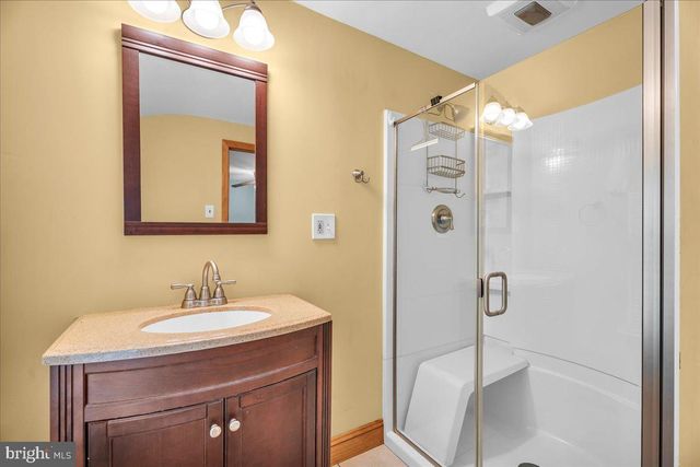 3 WINDING WAY, Berlin, NJ 08009