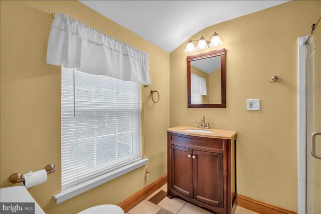 3 WINDING WAY, Berlin, NJ 08009