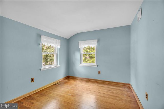 3 WINDING WAY, Berlin, NJ 08009