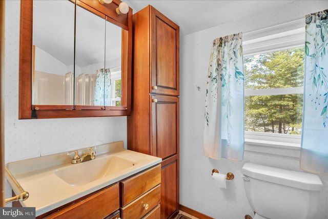 3 WINDING WAY, Berlin, NJ 08009
