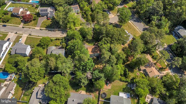 3 WINDING WAY, Berlin, NJ 08009