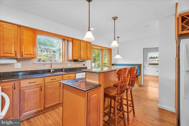 3 WINDING WAY, Berlin, NJ 08009