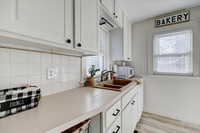 4402 Ovid Avenue, Des Moines, IA 50310