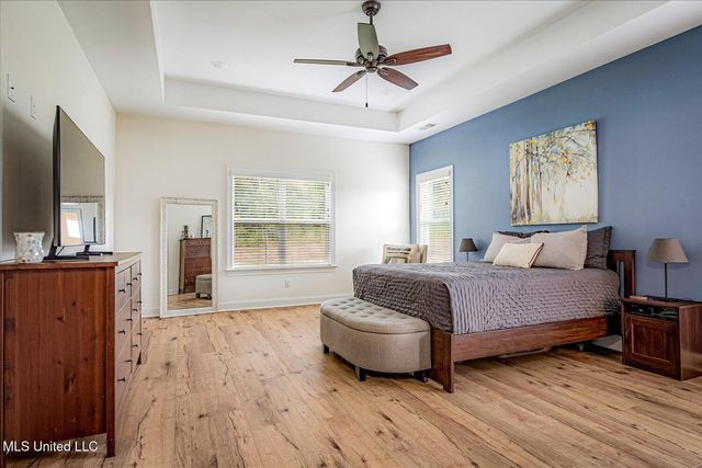 301 Fairview Trail, Byhalia, MS 38611