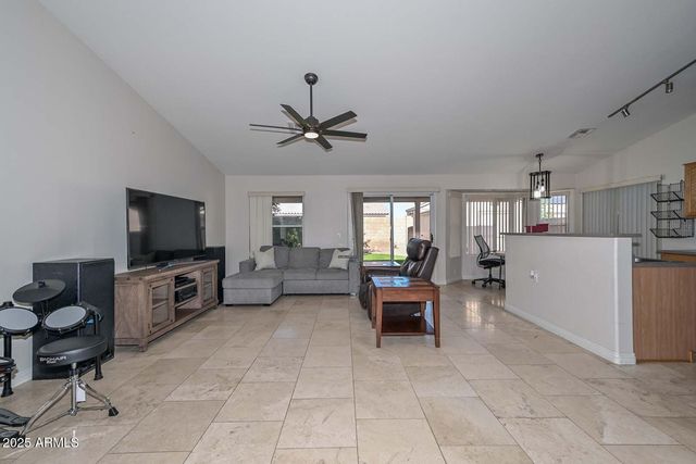 10816 W DEANNA Drive, Peoria, AZ 85373