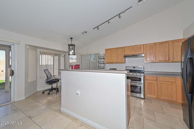 10816 W DEANNA Drive, Peoria, AZ 85373