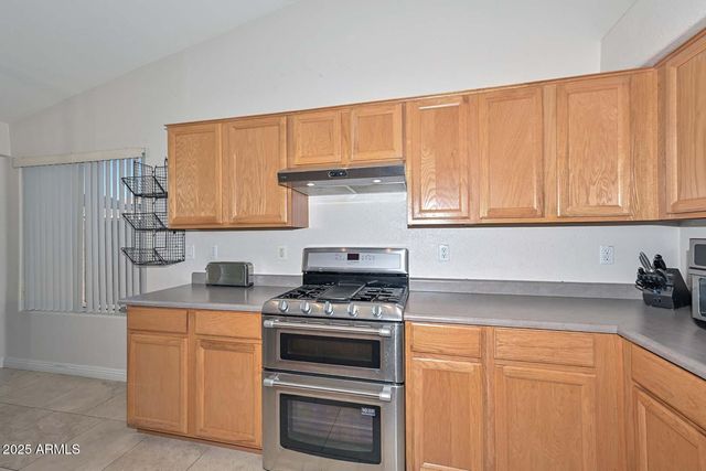 10816 W DEANNA Drive, Peoria, AZ 85373