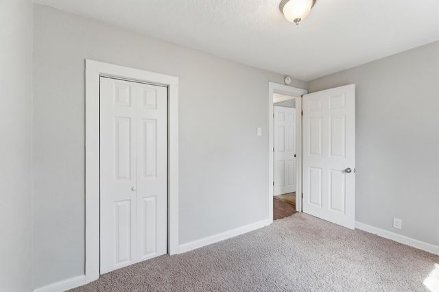 2827 Hobson Road, Fort Wayne, IN 46805