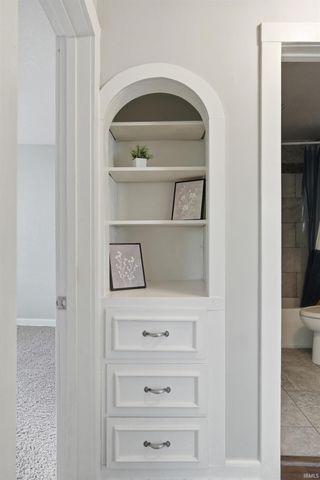 2827 Hobson Road, Fort Wayne, IN 46805