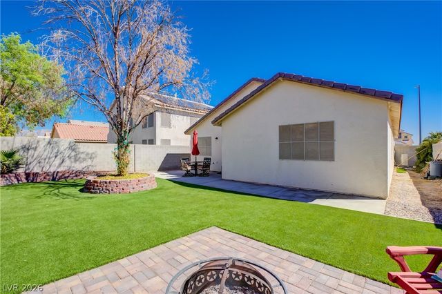 5857 Arrowleaf Street, North Las Vegas, NV 89031