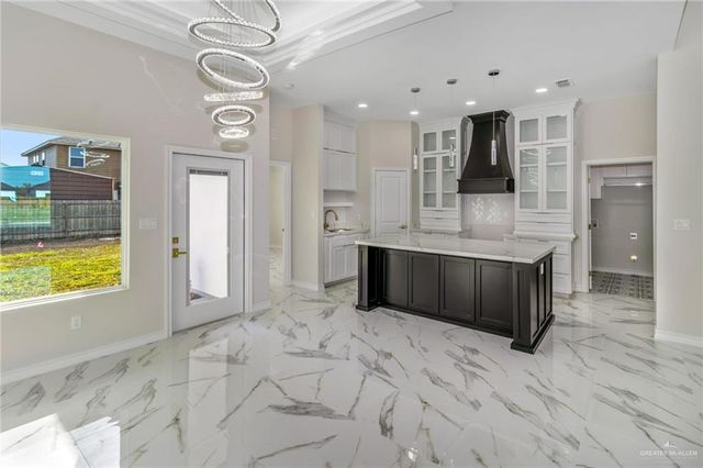 2412 Sabinal Street, Hidalgo, TX 78557