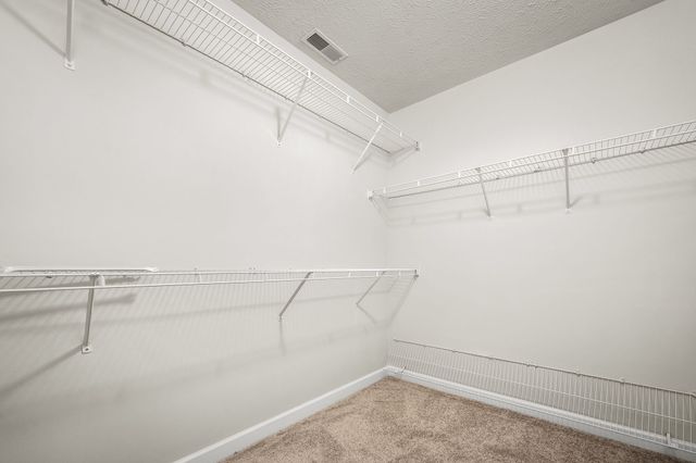 1422 Beaconcrest Cir, Murfreesboro, TN 37128