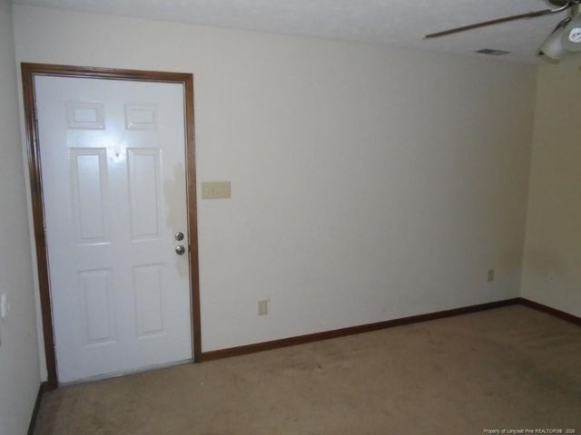 5906 Notblake Avenue, Hope Mills, NC 28348