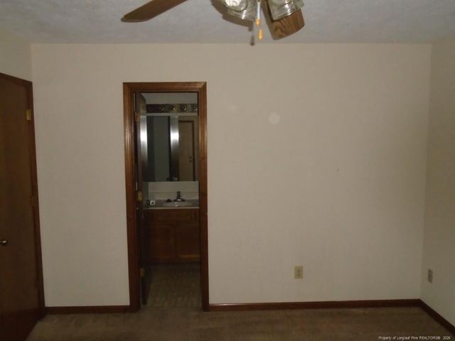 5906 Notblake Avenue, Hope Mills, NC 28348