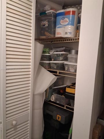 9221 Sunrise Lakes Blvd 204, Sunrise, FL 33322