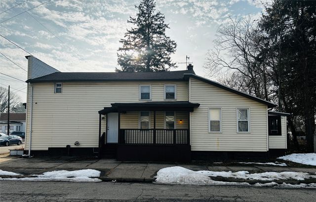 902 W 4TH Street, Erie, PA 16507