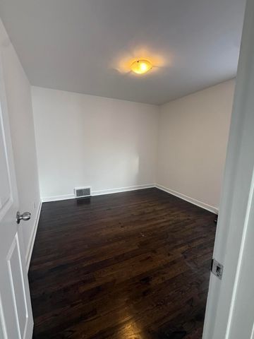 541 Chase Street, Gary, IN 46404