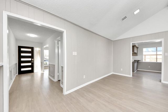 6222 Vickijohn Drive, Houston, TX 77096