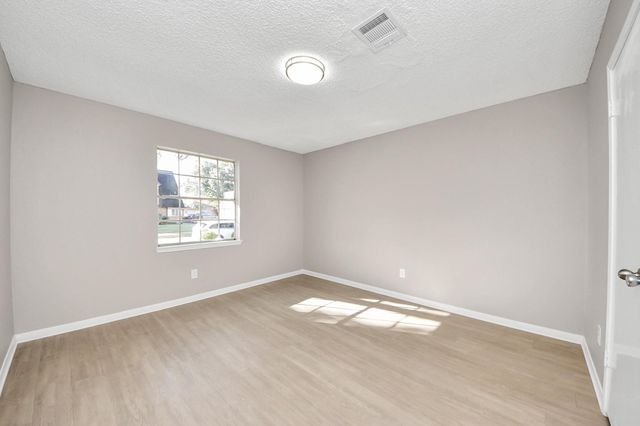 6222 Vickijohn Drive, Houston, TX 77096