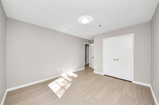 6222 Vickijohn Drive, Houston, TX 77096