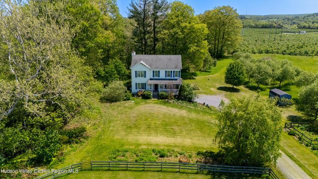 219 Millbrook Road, Hudson, NY 12534