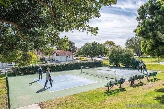 1874 Forestdale, Encinitas, CA 92024