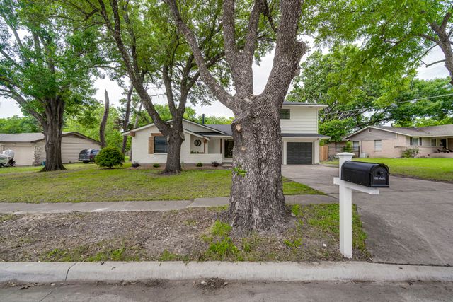 2509 Woodlawn Drive, Ennis, TX 75119
