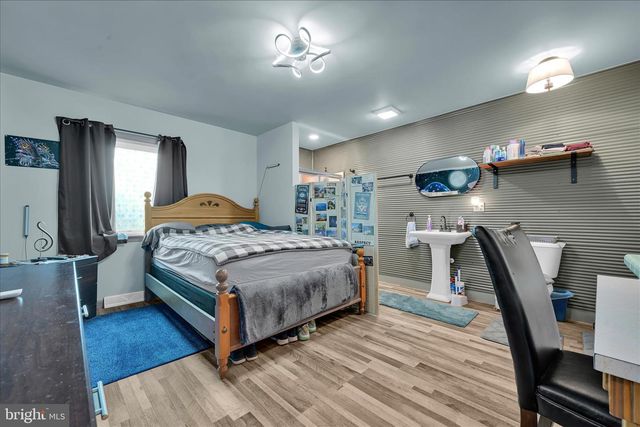 334 E MARKET ST, Lykens, PA 17048