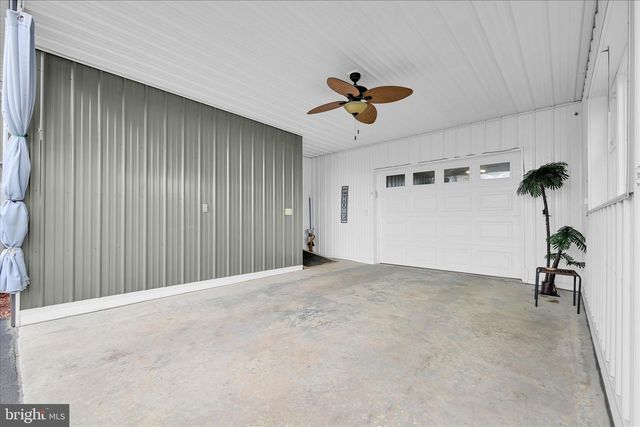 334 E MARKET ST, Lykens, PA 17048