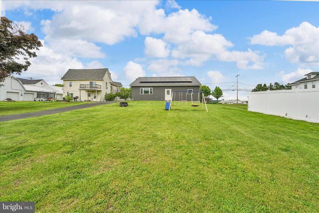 334 E MARKET ST, Lykens, PA 17048