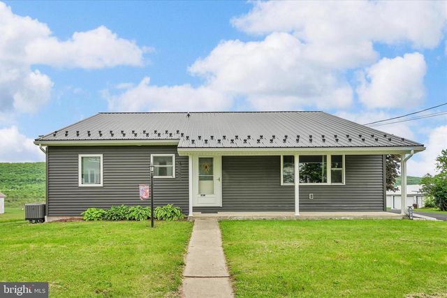 334 E MARKET ST, Lykens, PA 17048