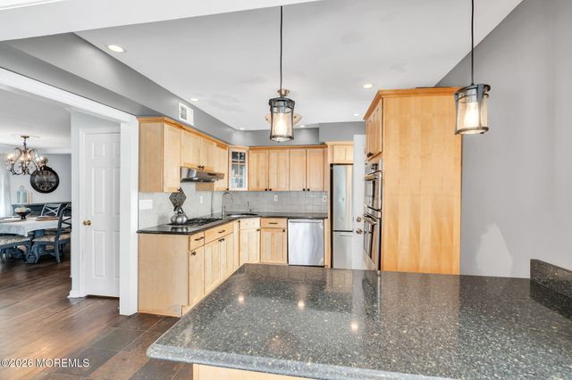 52 7th Street, North Arlington, NJ 07031