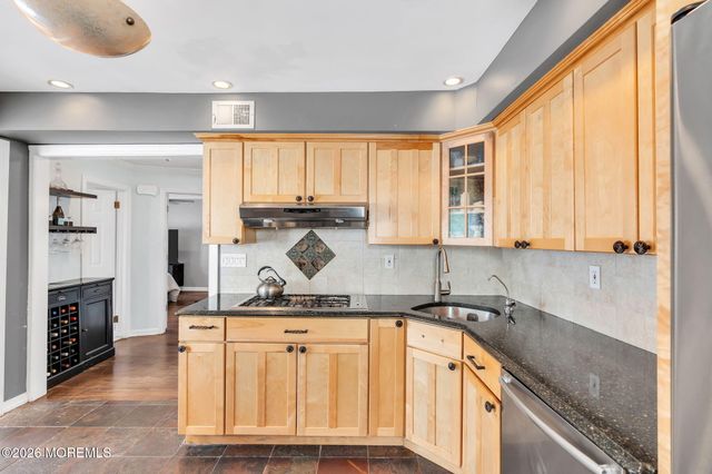 52 7th Street, North Arlington, NJ 07031