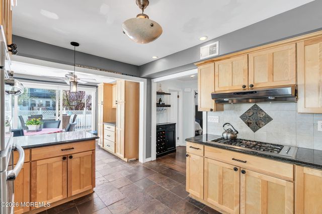 52 7th Street, North Arlington, NJ 07031