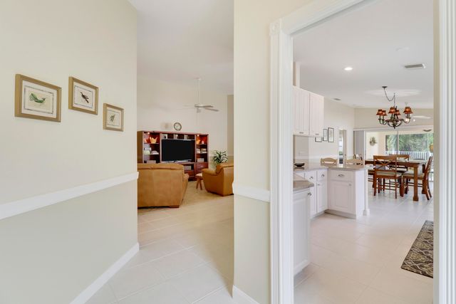 8558 SE Retreat Drive, Hobe Sound, FL 33455