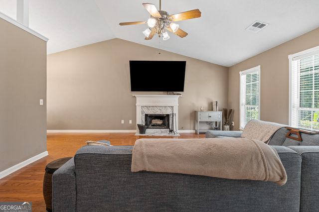 65 Lauren Overlook, Newnan, GA 30263