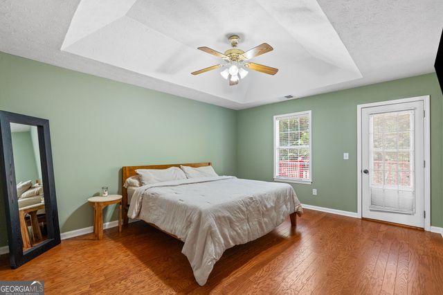 65 Lauren Overlook, Newnan, GA 30263