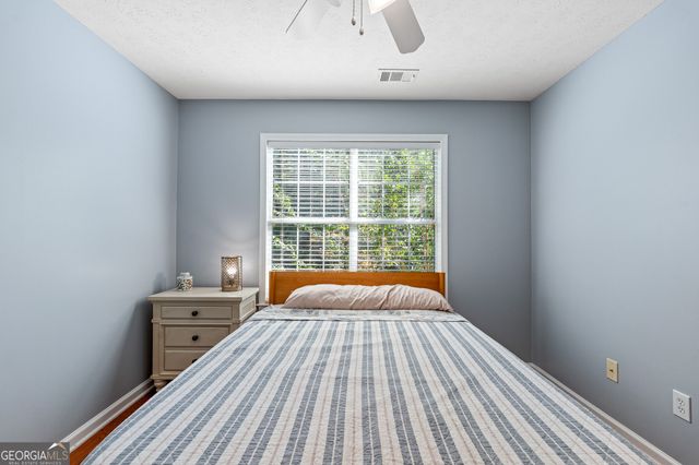 65 Lauren Overlook, Newnan, GA 30263
