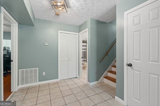 65 Lauren Overlook, Newnan, GA 30263