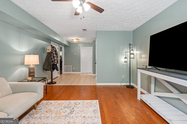 65 Lauren Overlook, Newnan, GA 30263