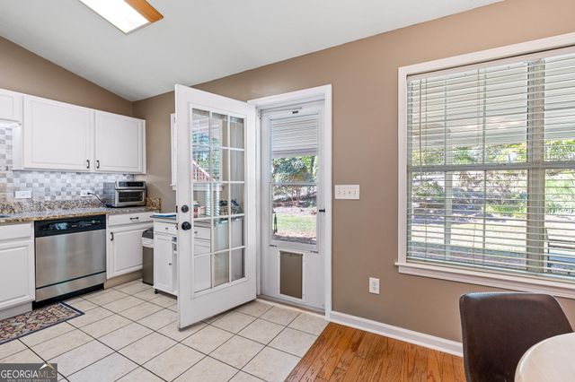 65 Lauren Overlook, Newnan, GA 30263