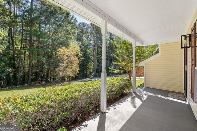 65 Lauren Overlook, Newnan, GA 30263