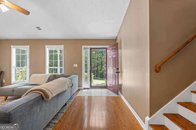 65 Lauren Overlook, Newnan, GA 30263