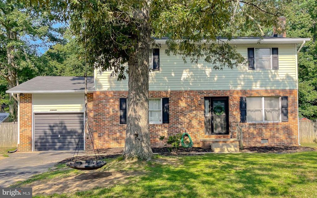 21645 DEFENDER ST, Lexington Park, MD 20653