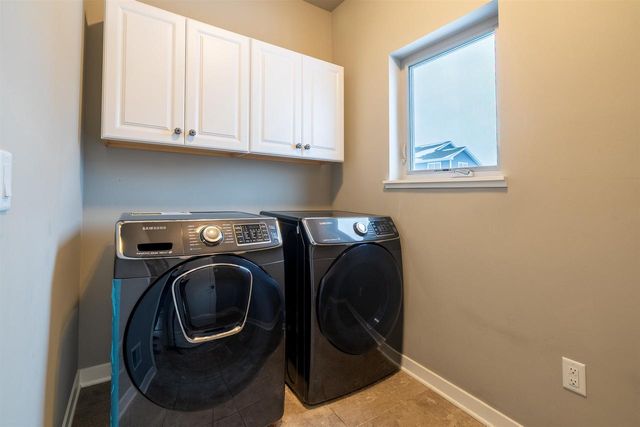 9913 Autumn Breeze Road, Middleton, WI 53562