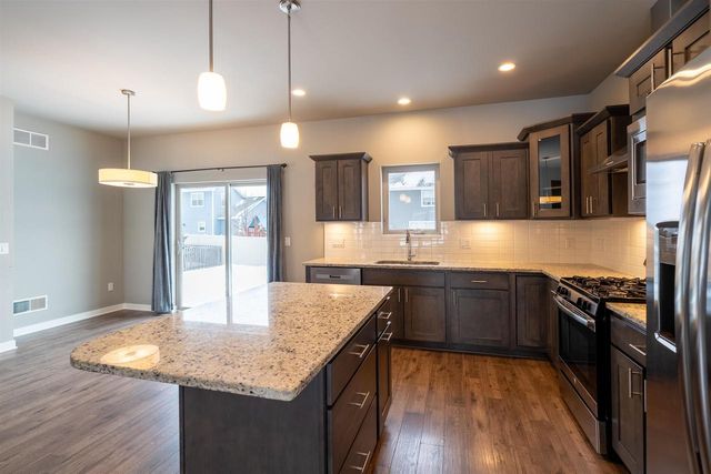 9913 Autumn Breeze Road, Middleton, WI 53562