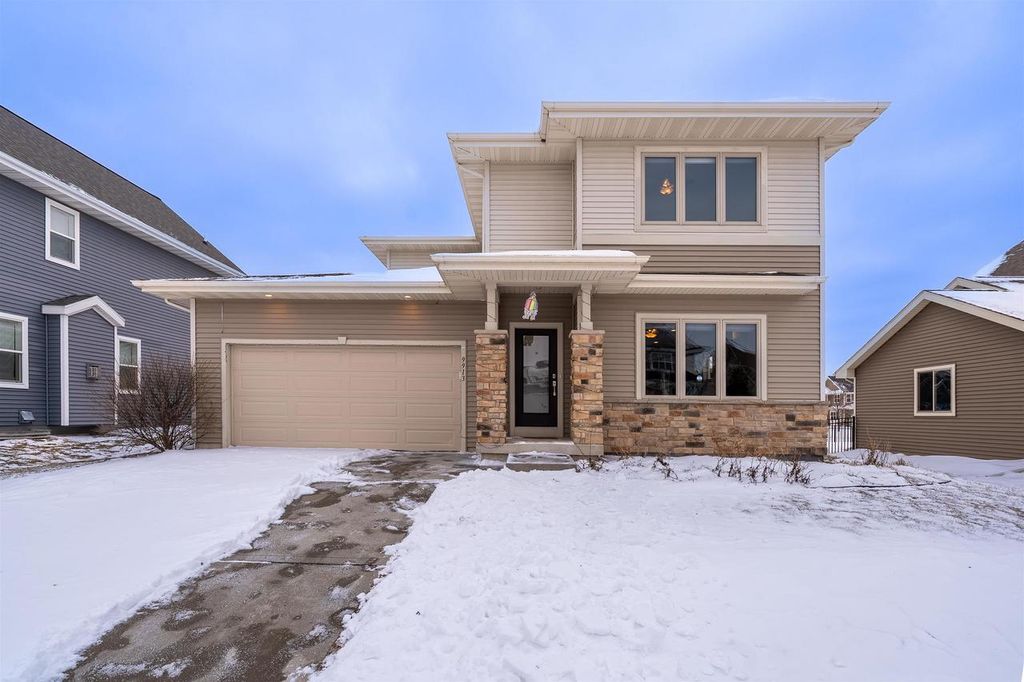 9913 Autumn Breeze Road, Middleton, WI 53562