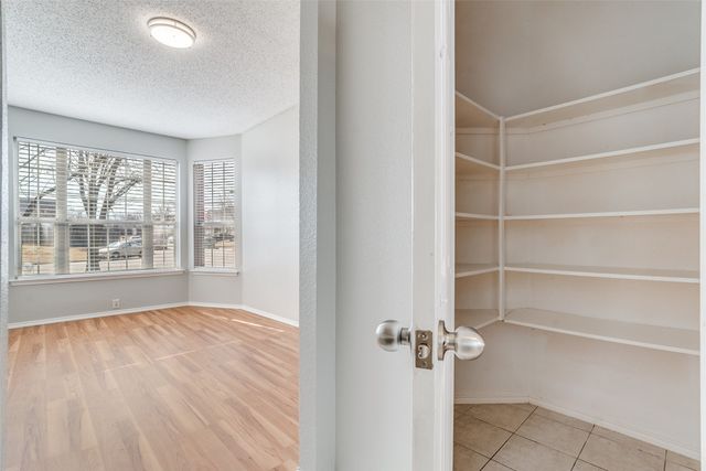 8312 Orleans Lane, Fort Worth, TX 76123